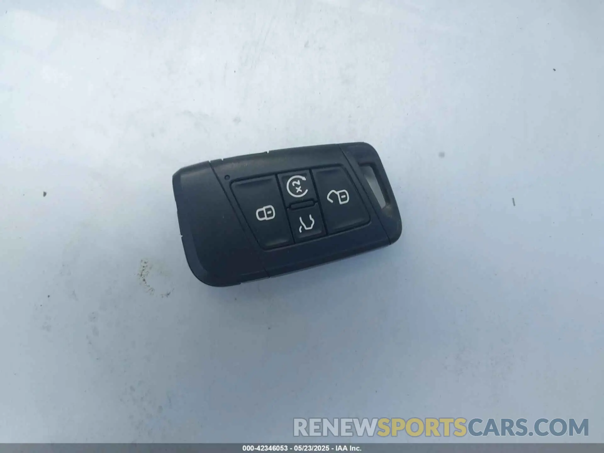 11 Photograph of a damaged car 1V2AR2CA2NC547804 VOLKSWAGEN ATLAS 2022