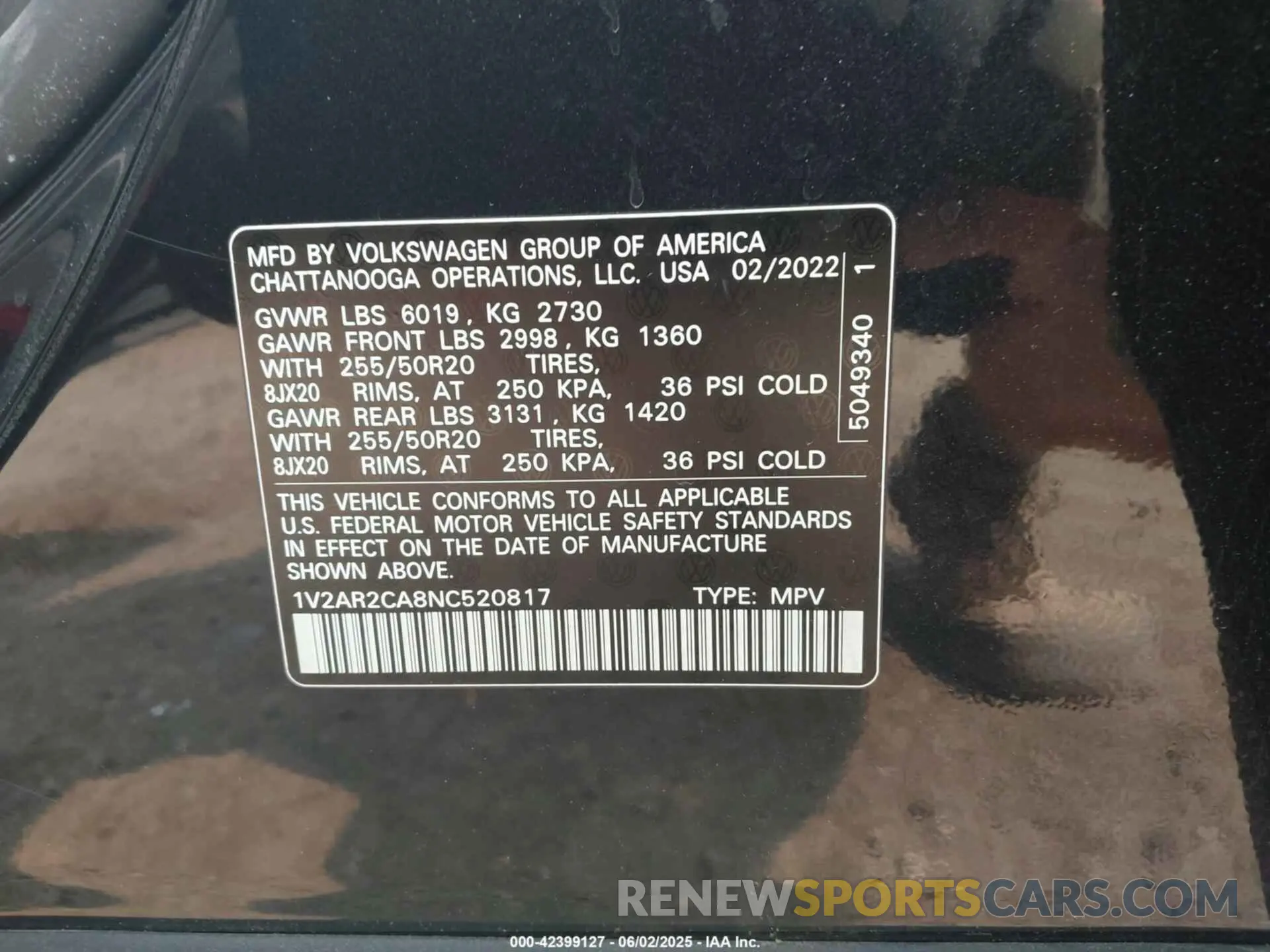 9 Photograph of a damaged car 1V2AR2CA8NC520817 VOLKSWAGEN ATLAS 2022