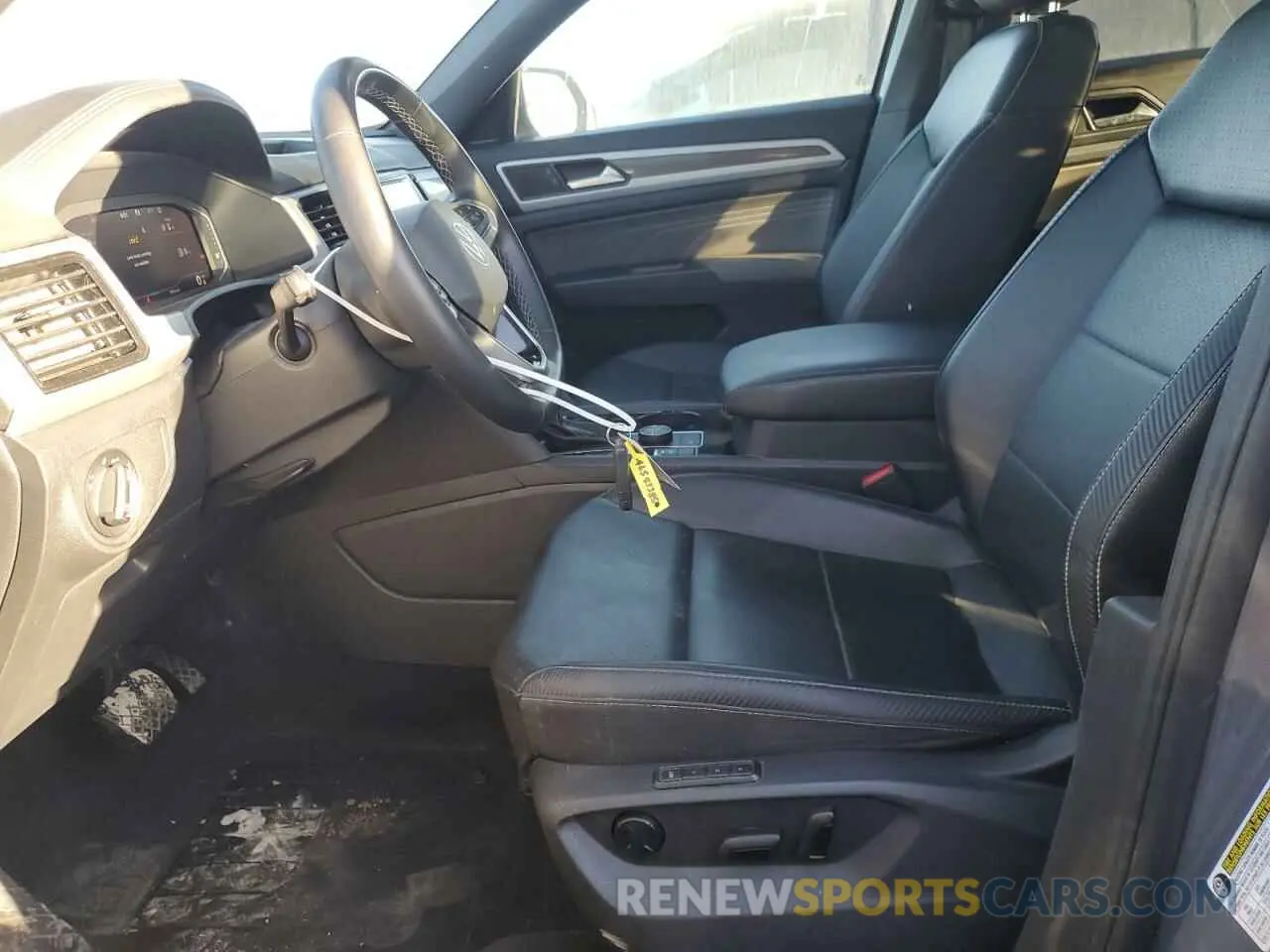 7 Photograph of a damaged car 1V2BC2CA9NC207880 VOLKSWAGEN ATLAS 2022