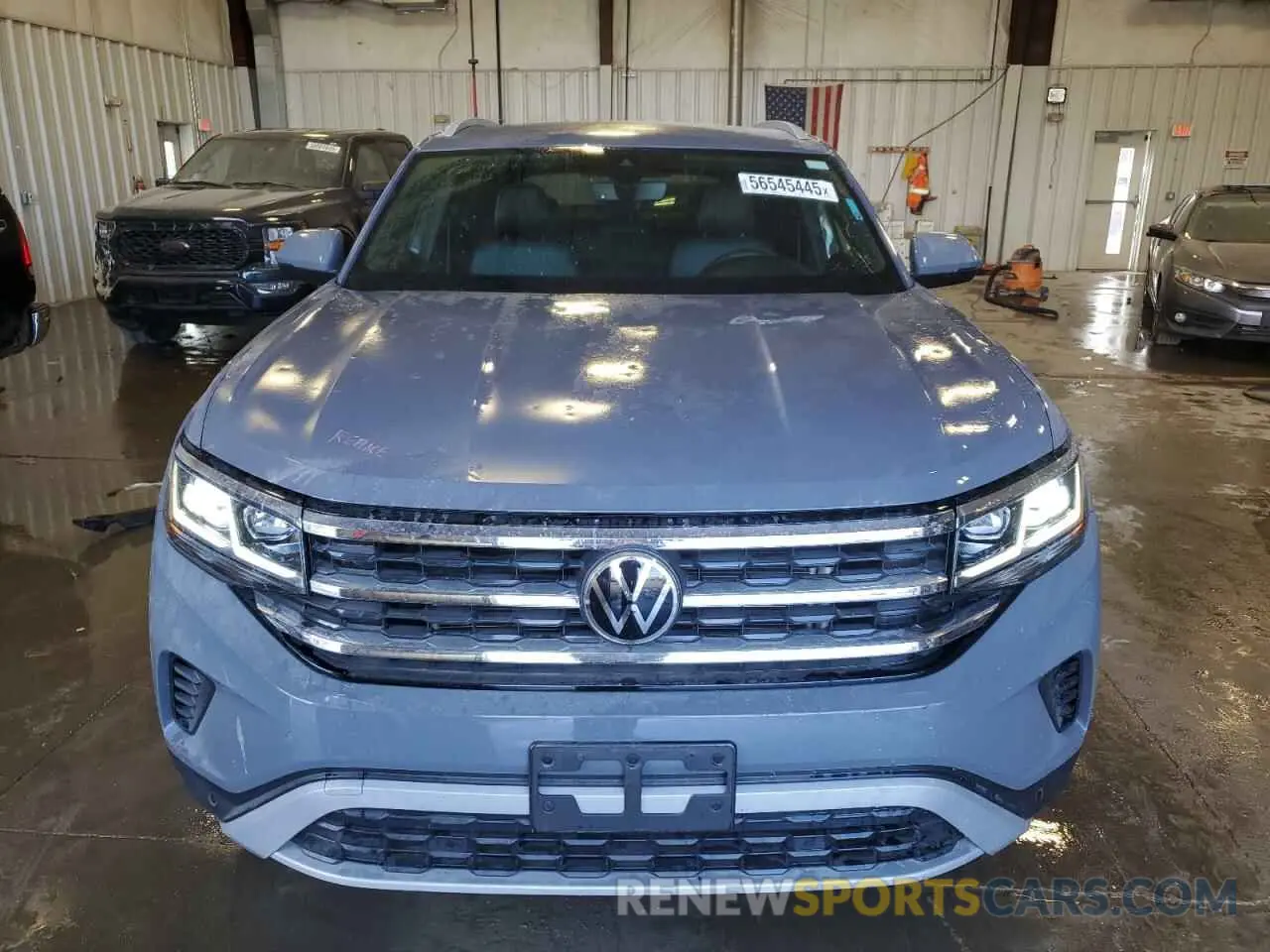 5 Photograph of a damaged car 1V2BE2CA5NC207126 VOLKSWAGEN ATLAS 2022