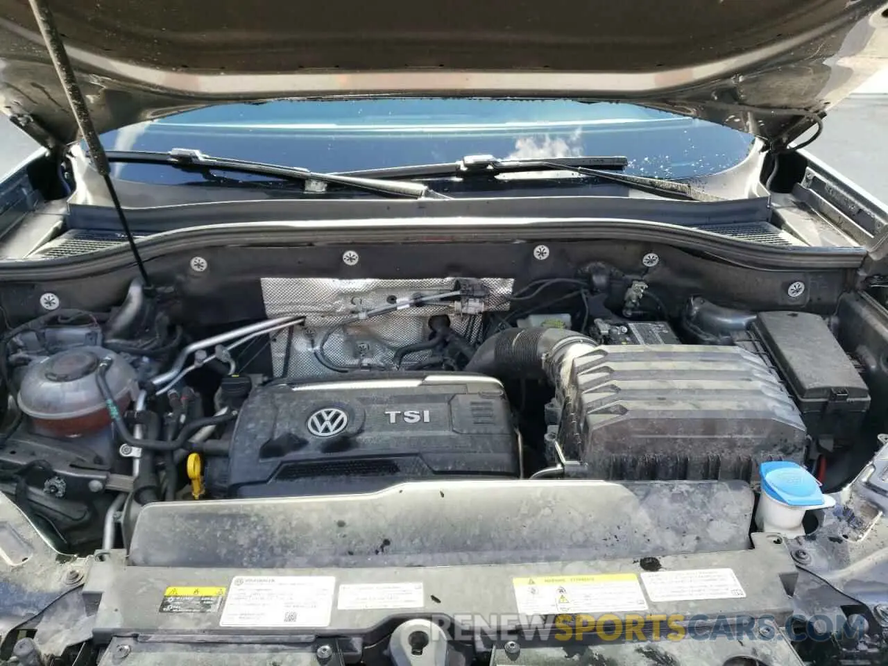 12 Photograph of a damaged car 1V2BP2CA3NC561902 VOLKSWAGEN ATLAS 2022