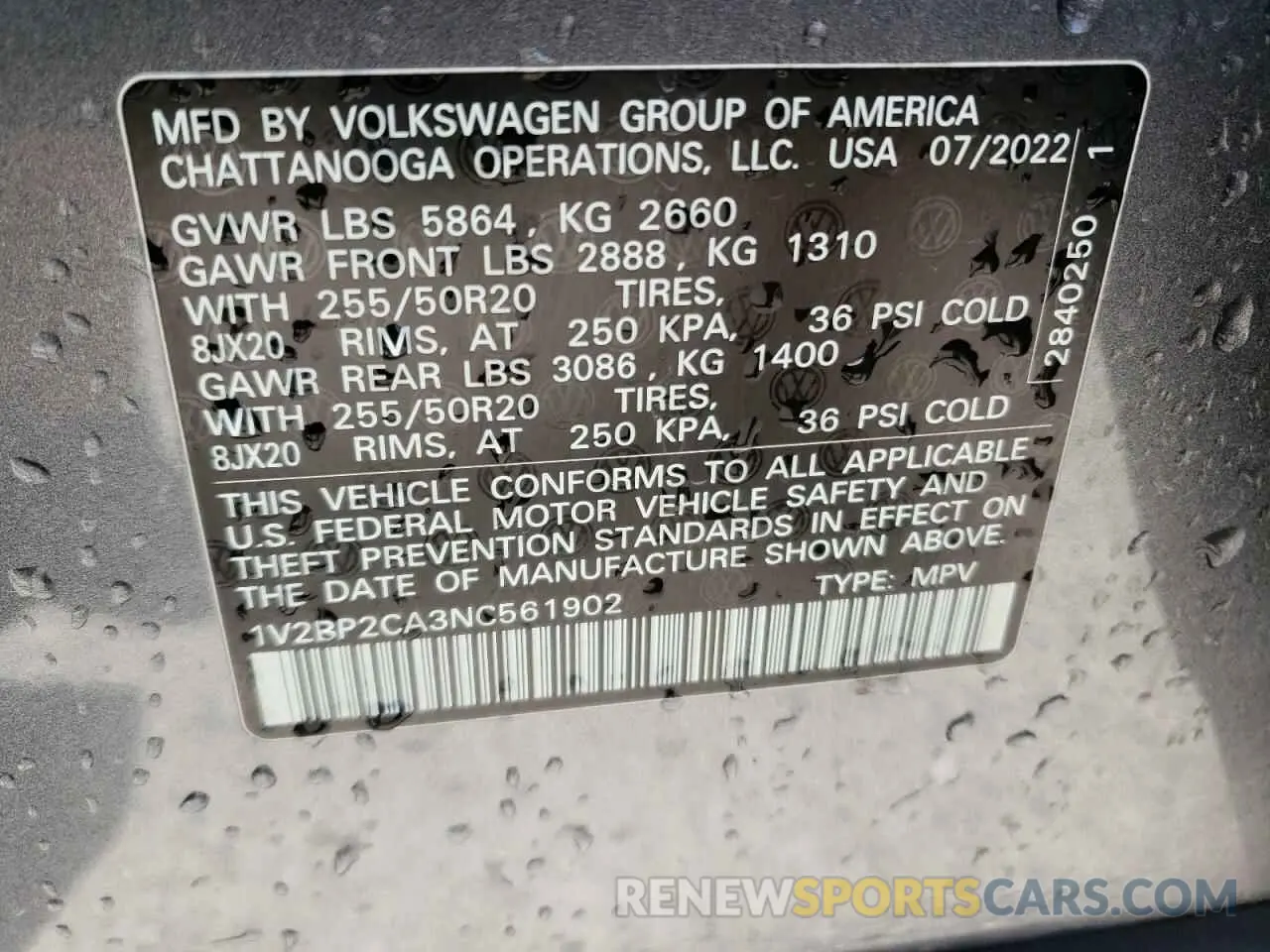 13 Photograph of a damaged car 1V2BP2CA3NC561902 VOLKSWAGEN ATLAS 2022