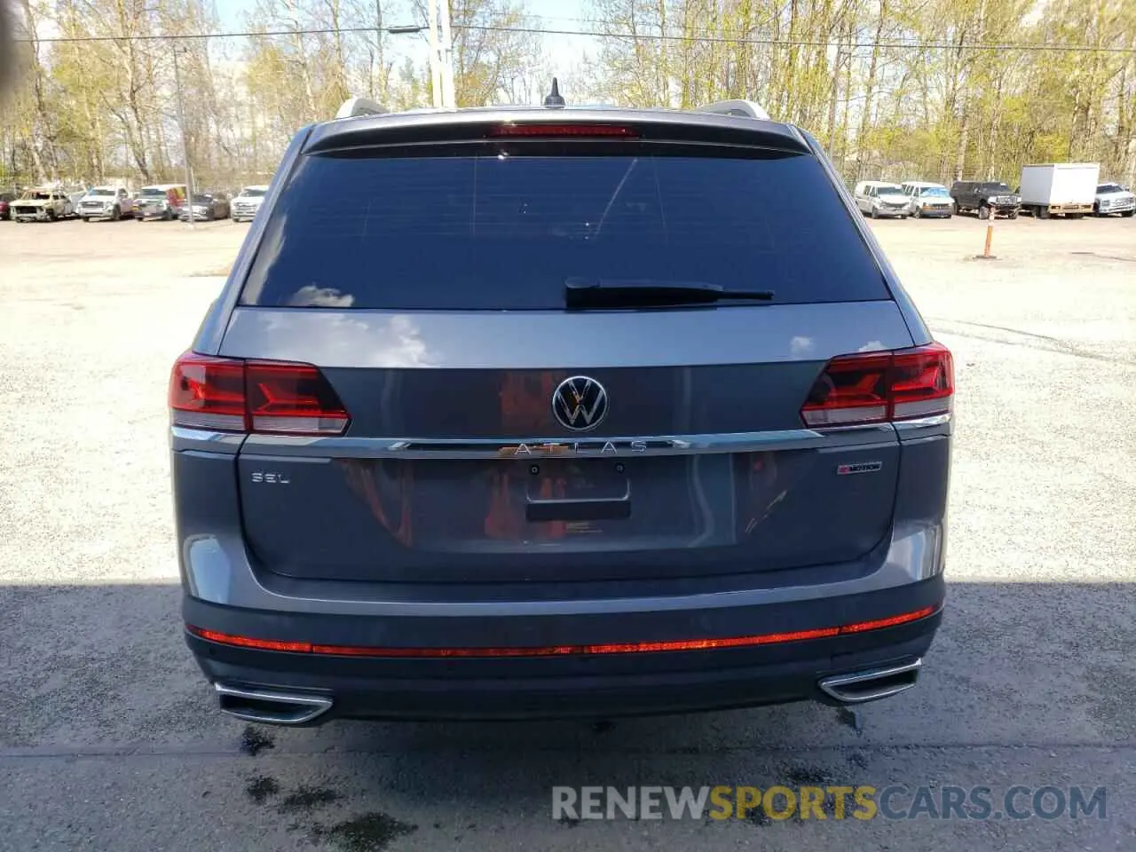 6 Photograph of a damaged car 1V2BP2CA3NC561902 VOLKSWAGEN ATLAS 2022