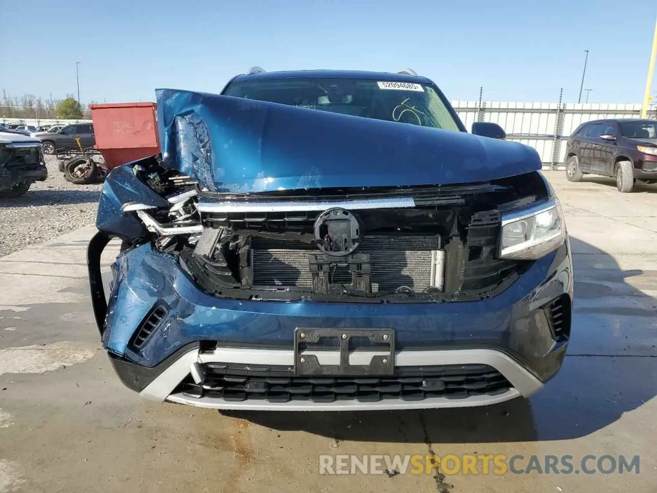 5 Photograph of a damaged car 1V2BP2CA7NC504537 VOLKSWAGEN ATLAS 2022