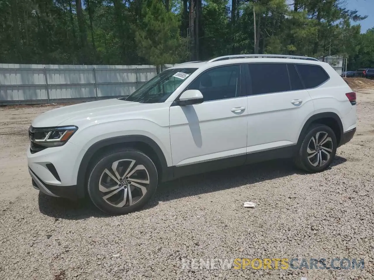 1 Photograph of a damaged car 1V2BR2CA2NC500888 VOLKSWAGEN ATLAS 2022