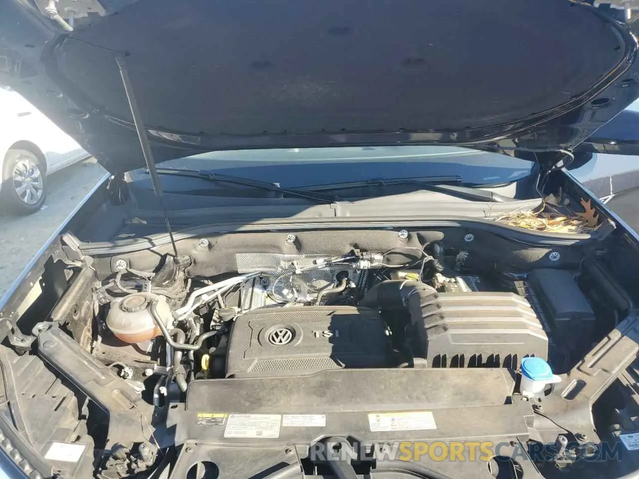 13 Photograph of a damaged car 1V2DC2CA6NC219879 VOLKSWAGEN ATLAS 2022