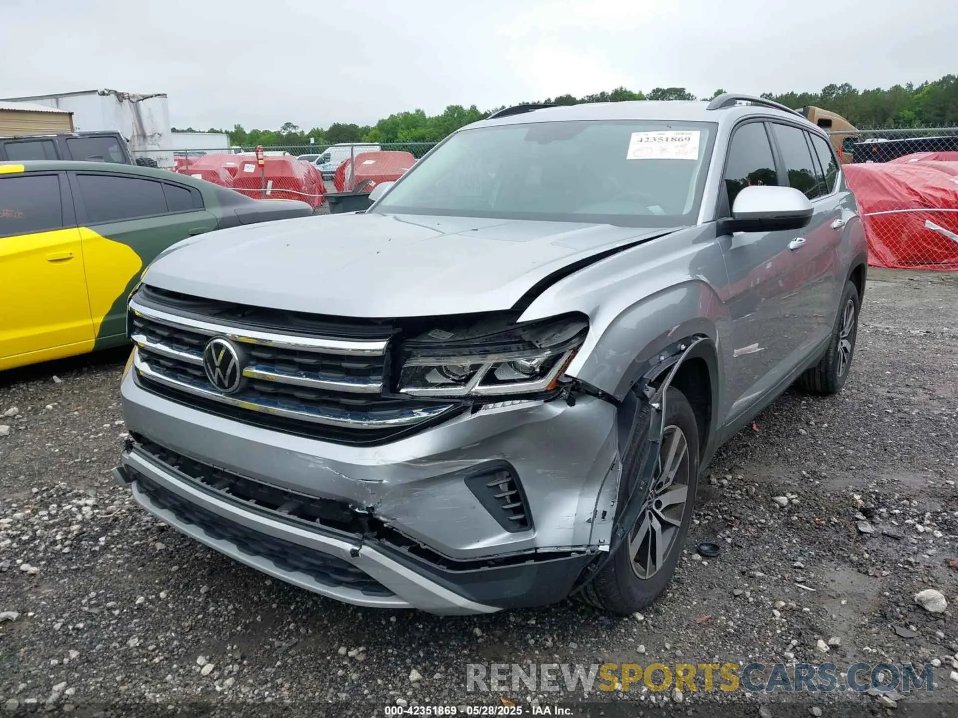 6 Photograph of a damaged car 1V2DP2CA2NC531329 VOLKSWAGEN ATLAS 2022