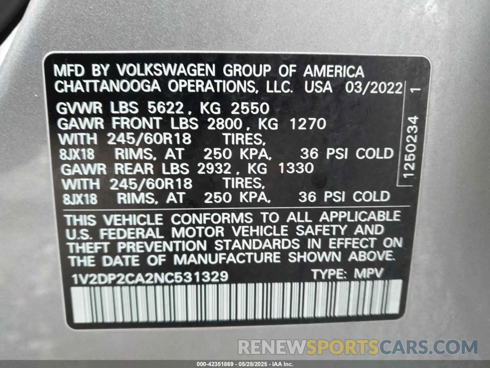 9 Photograph of a damaged car 1V2DP2CA2NC531329 VOLKSWAGEN ATLAS 2022