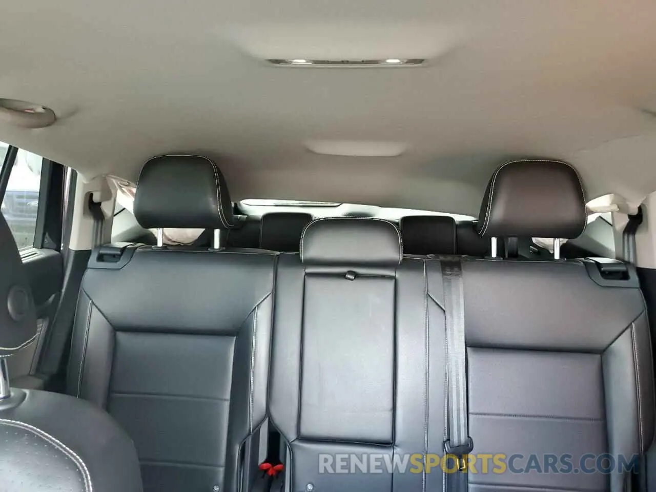 10 Photograph of a damaged car 1V2DP2CA2NC554450 VOLKSWAGEN ATLAS 2022