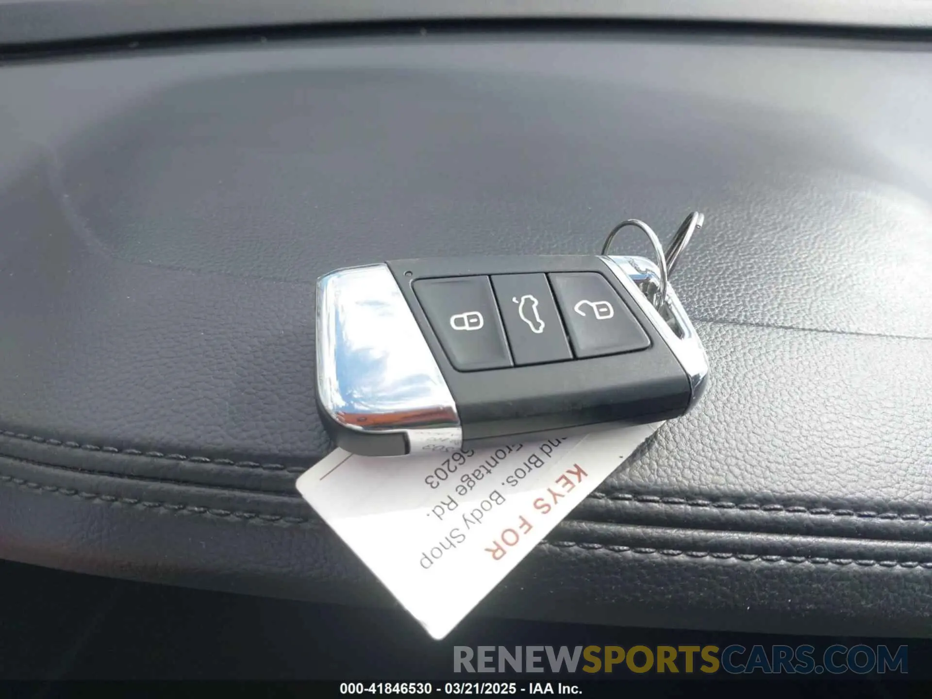 11 Photograph of a damaged car 1V2DP2CA5NC509020 VOLKSWAGEN ATLAS 2022