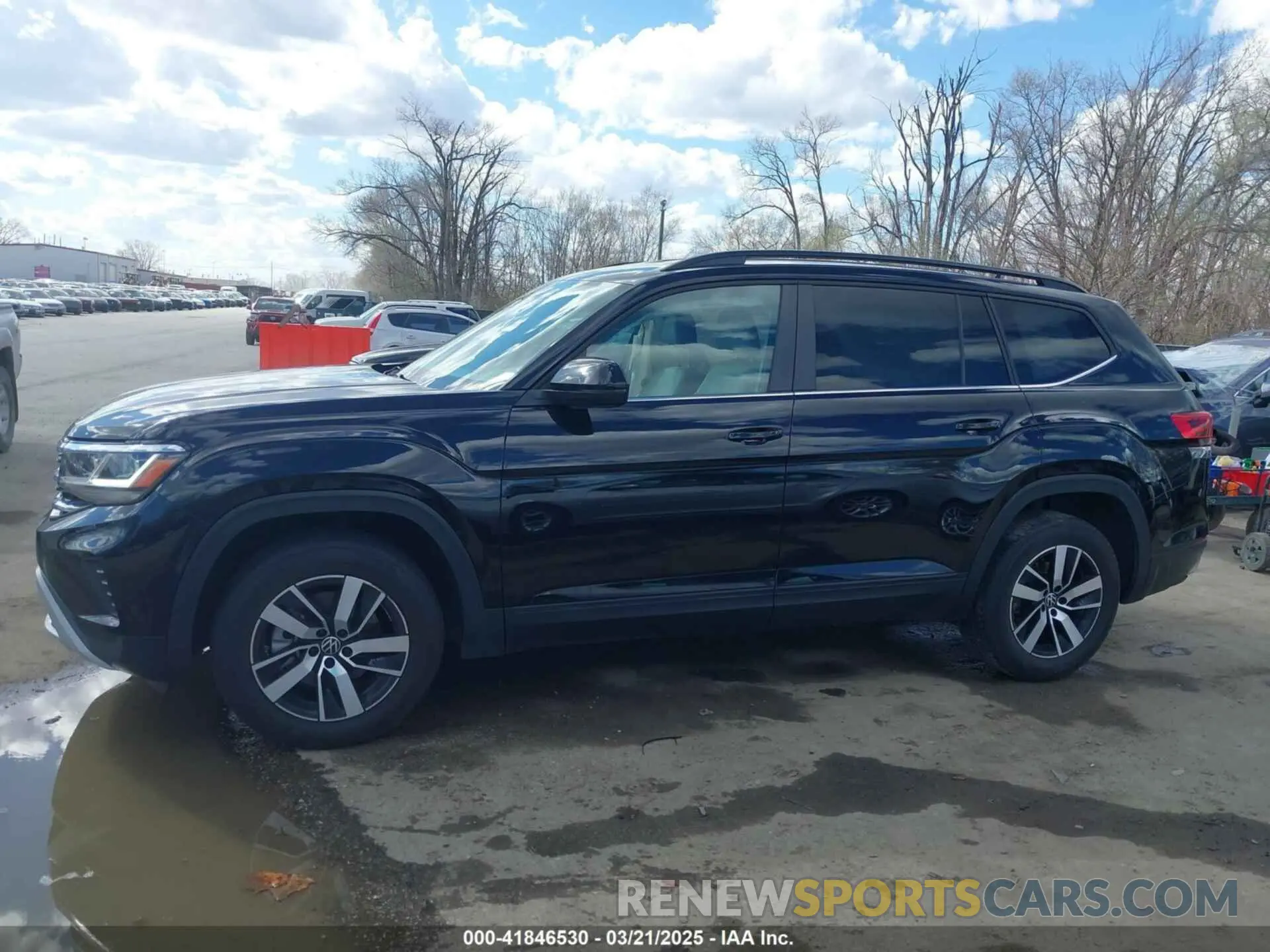 15 Photograph of a damaged car 1V2DP2CA5NC509020 VOLKSWAGEN ATLAS 2022