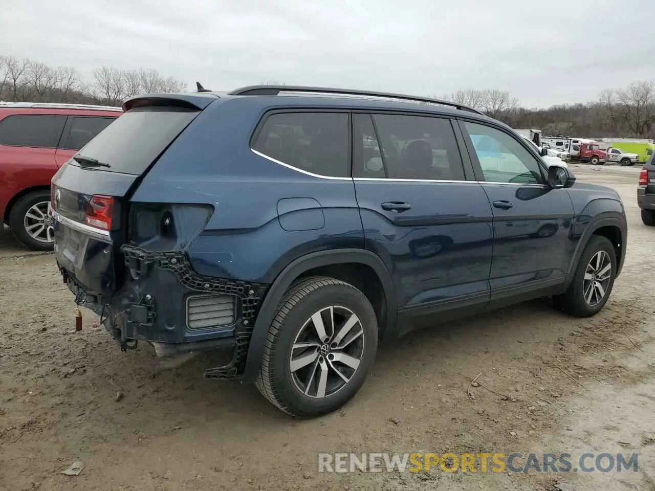 3 Photograph of a damaged car 1V2DP2CA7NC510072 VOLKSWAGEN ATLAS 2022