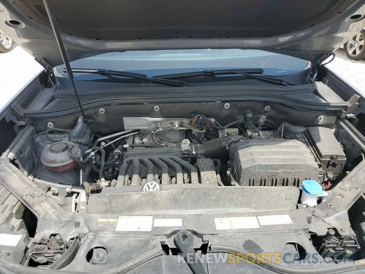 12 Photograph of a damaged car 1V2FE2CA6NC219819 VOLKSWAGEN ATLAS 2022