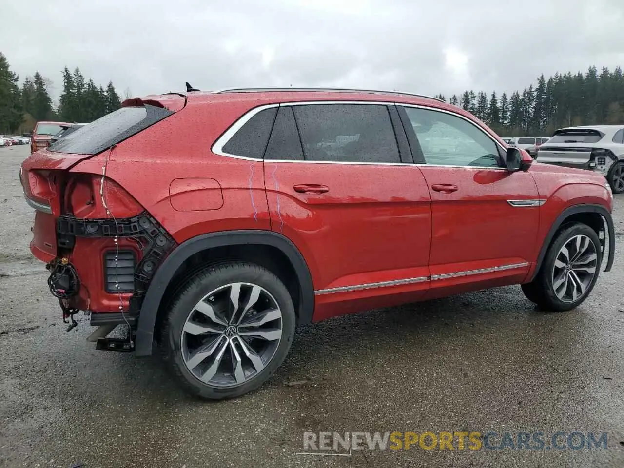 3 Photograph of a damaged car 1V2FE2CA6NC221165 VOLKSWAGEN ATLAS 2022