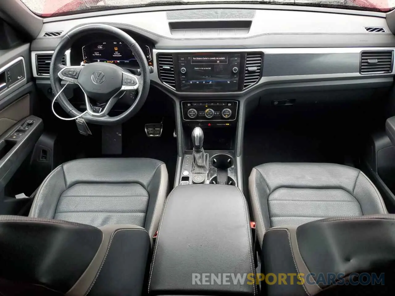 8 Photograph of a damaged car 1V2FE2CA6NC221165 VOLKSWAGEN ATLAS 2022