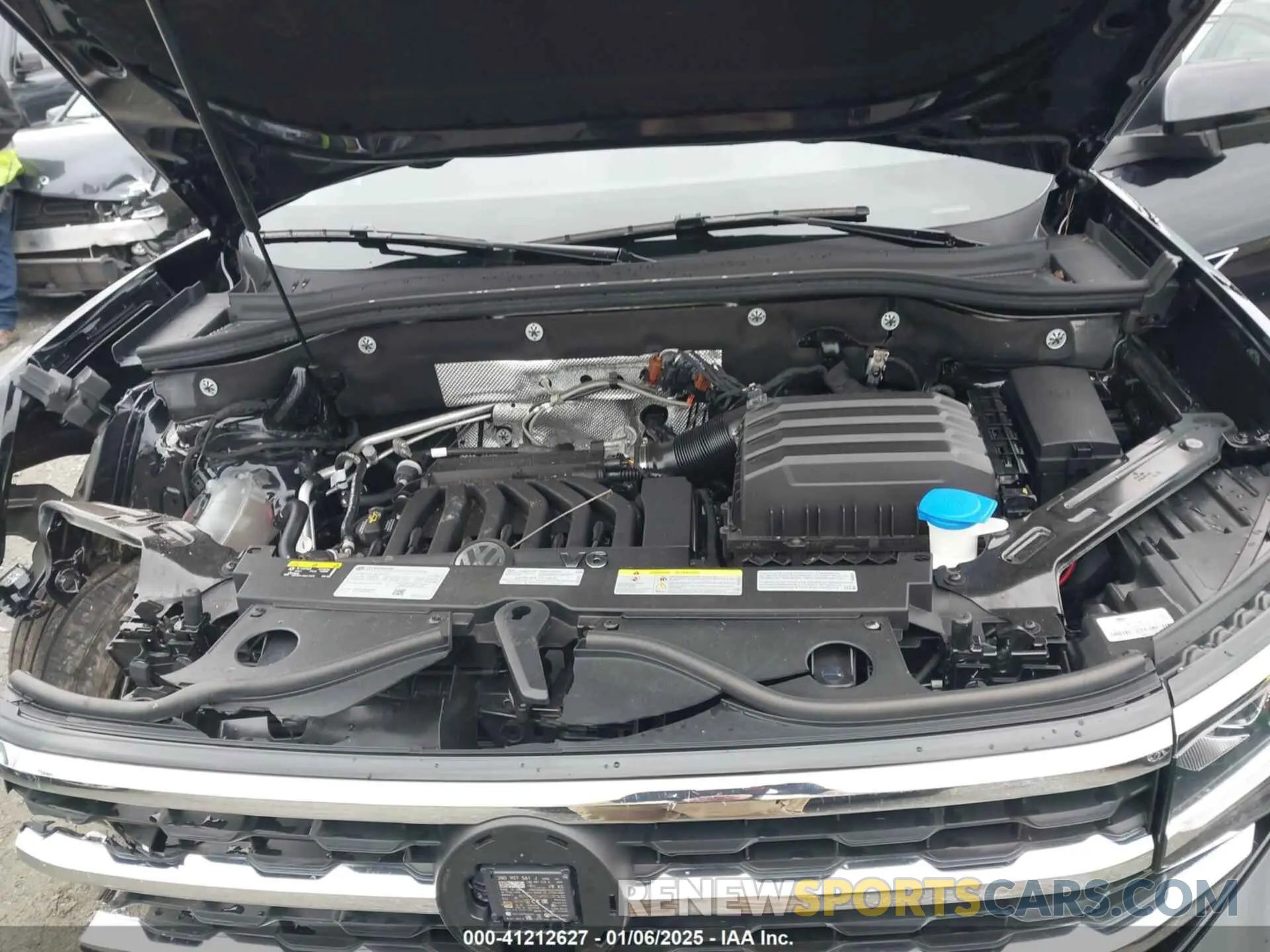 10 Photograph of a damaged car 1V2FR2CA0NC551128 VOLKSWAGEN ATLAS 2022