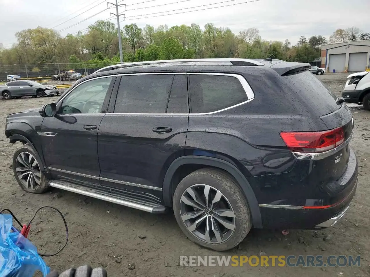 2 Photograph of a damaged car 1V2FR2CA3NC515322 VOLKSWAGEN ATLAS 2022
