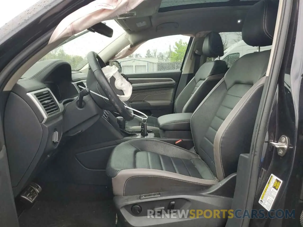 7 Photograph of a damaged car 1V2FR2CA3NC515322 VOLKSWAGEN ATLAS 2022