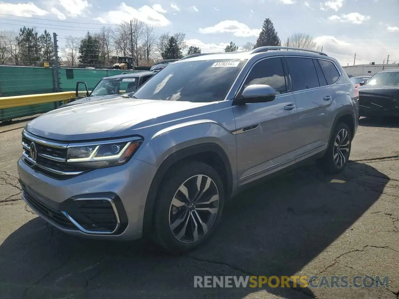 1 Photograph of a damaged car 1V2FR2CA9NC519052 VOLKSWAGEN ATLAS 2022