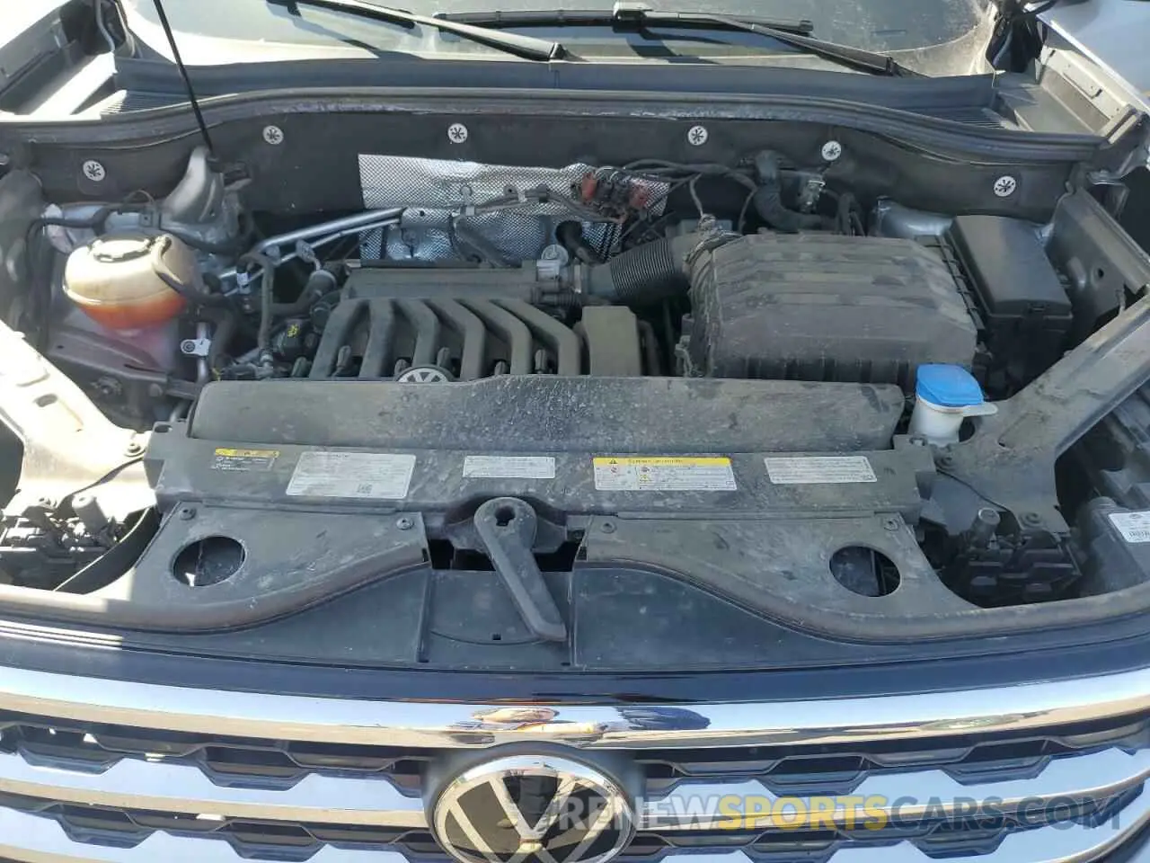 11 Photograph of a damaged car 1V2FR2CA9NC519052 VOLKSWAGEN ATLAS 2022