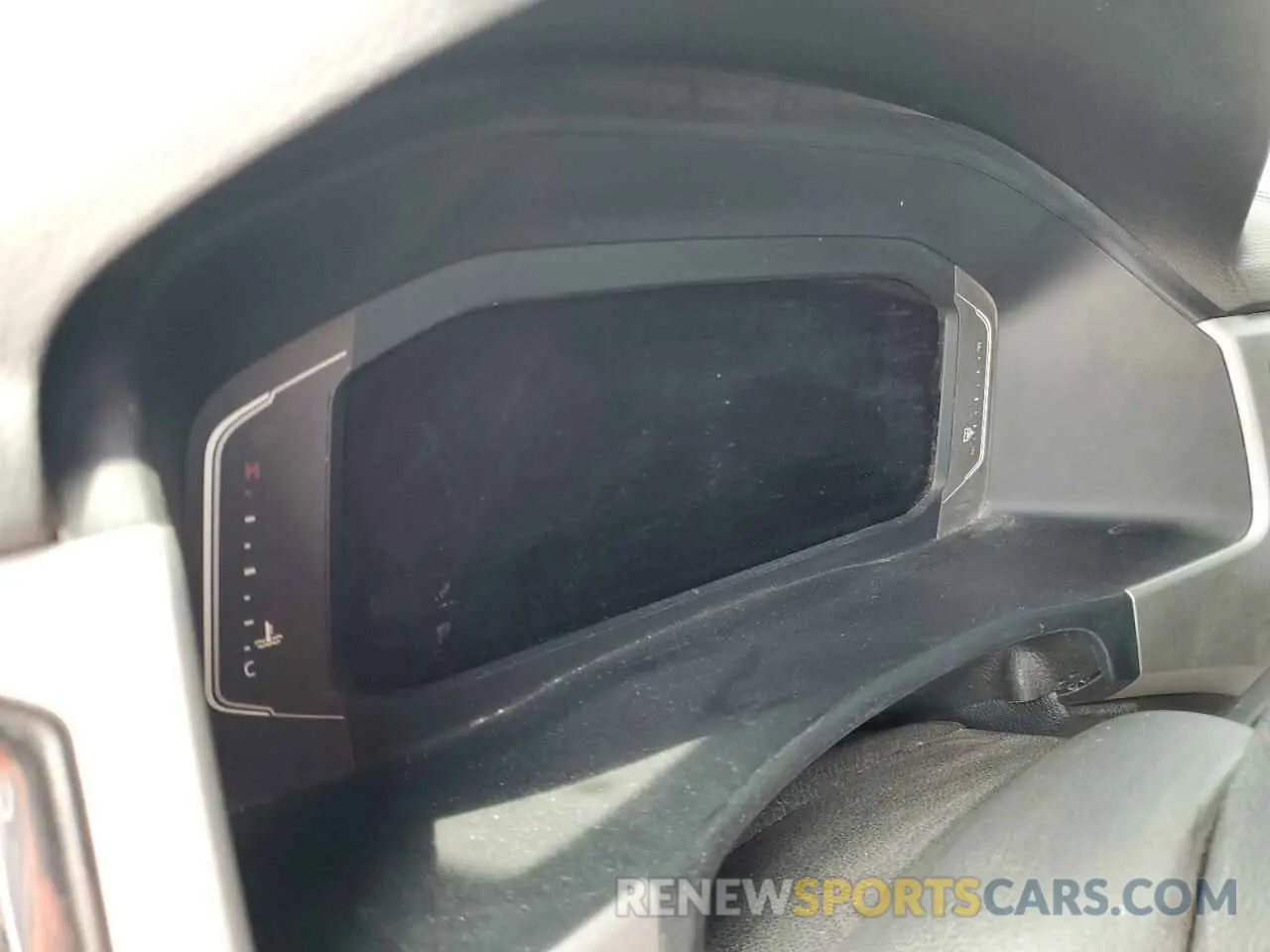9 Photograph of a damaged car 1V2HE2CA1NC221308 VOLKSWAGEN ATLAS 2022
