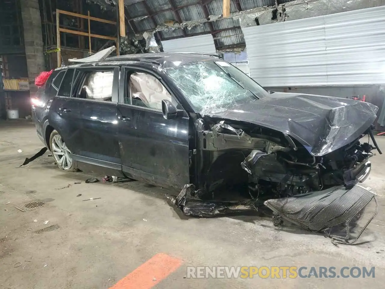 4 Photograph of a damaged car 1V2HP2CA3NC526867 VOLKSWAGEN ATLAS 2022