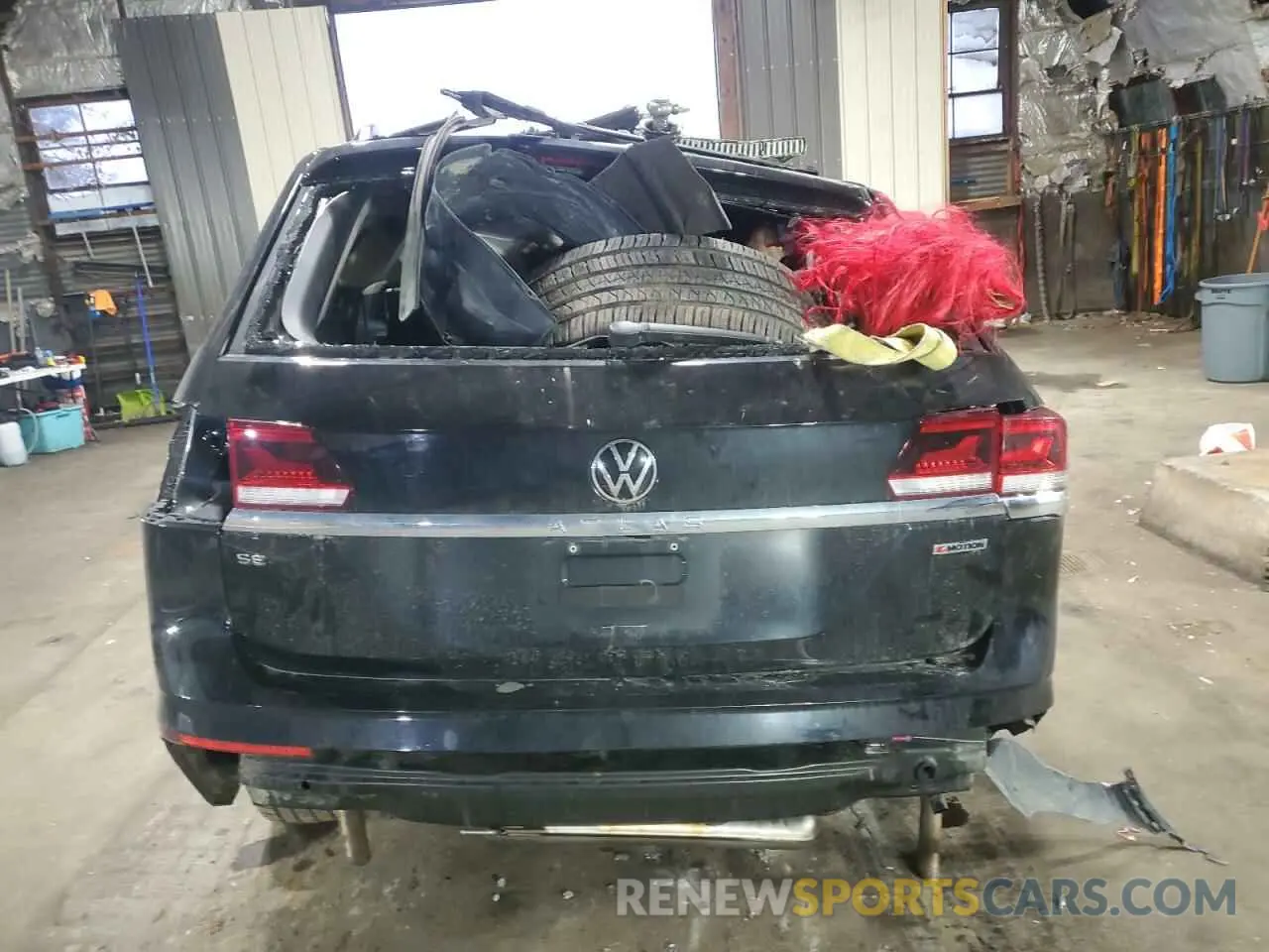 6 Photograph of a damaged car 1V2HP2CA3NC526867 VOLKSWAGEN ATLAS 2022