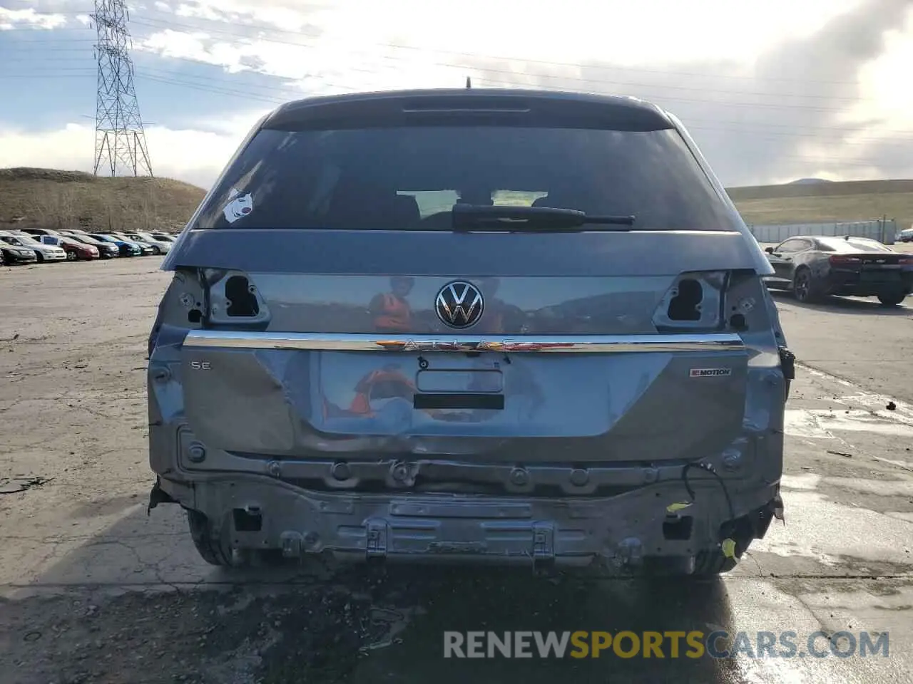 6 Photograph of a damaged car 1V2HP2CA5NC542097 VOLKSWAGEN ATLAS 2022