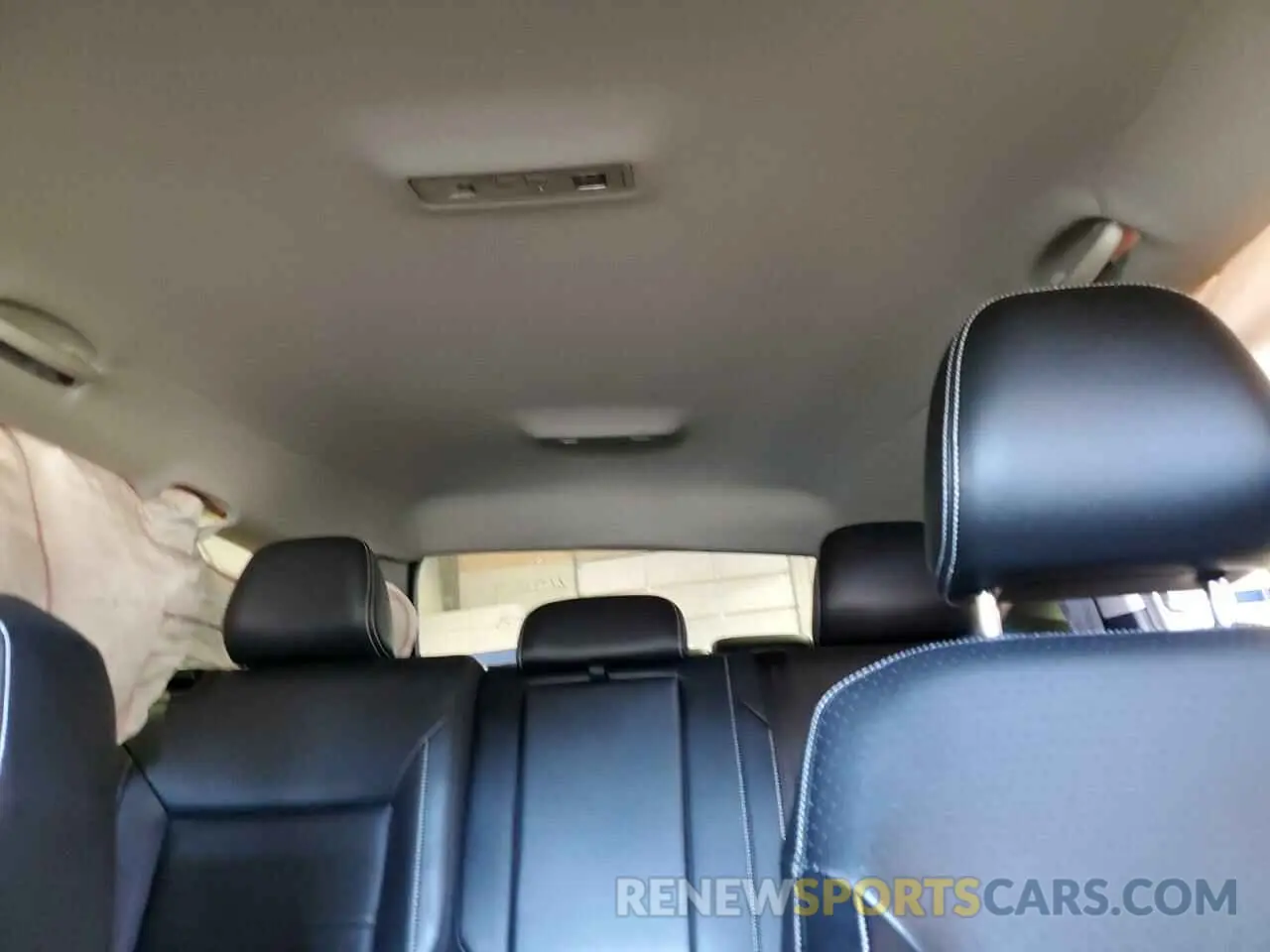 10 Photograph of a damaged car 1V2HR2CA3NC541041 VOLKSWAGEN ATLAS 2022
