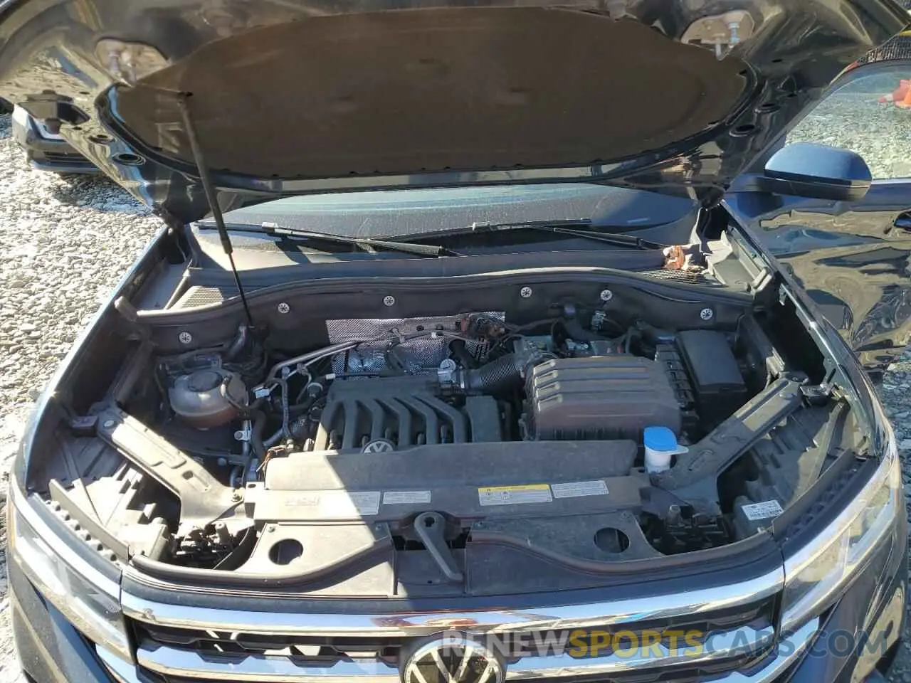12 Photograph of a damaged car 1V2HR2CA3NC550631 VOLKSWAGEN ATLAS 2022