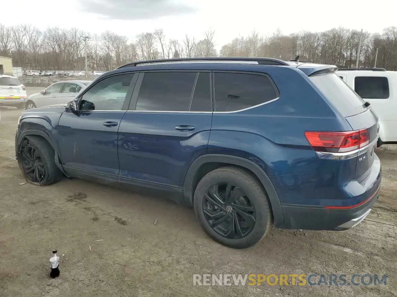 2 Photograph of a damaged car 1V2HR2CA3NC559894 VOLKSWAGEN ATLAS 2022