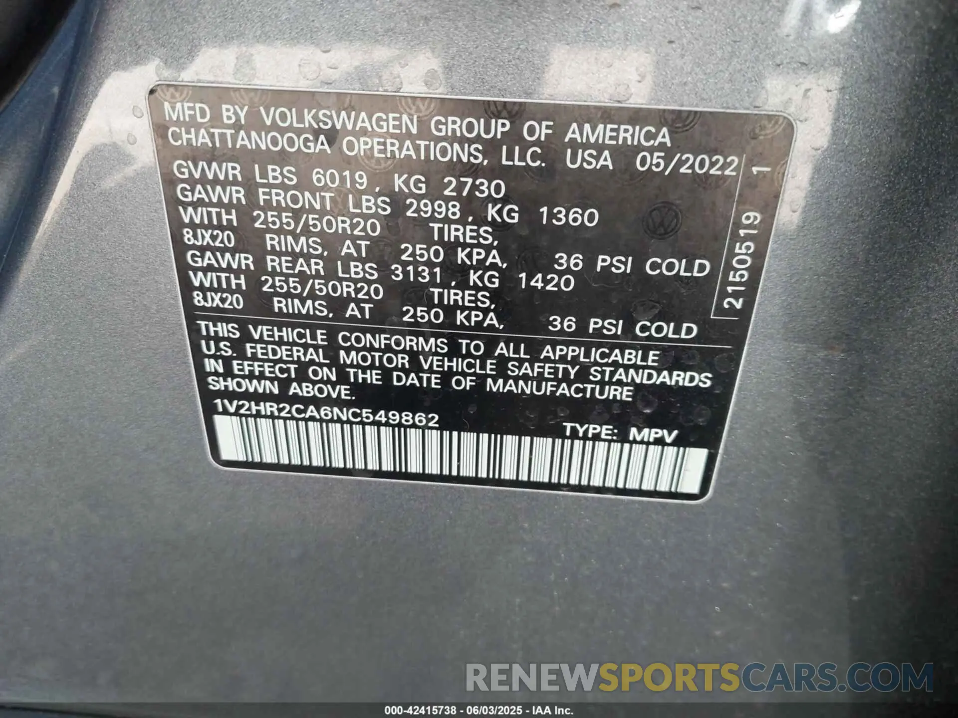 9 Photograph of a damaged car 1V2HR2CA6NC549862 VOLKSWAGEN ATLAS 2022