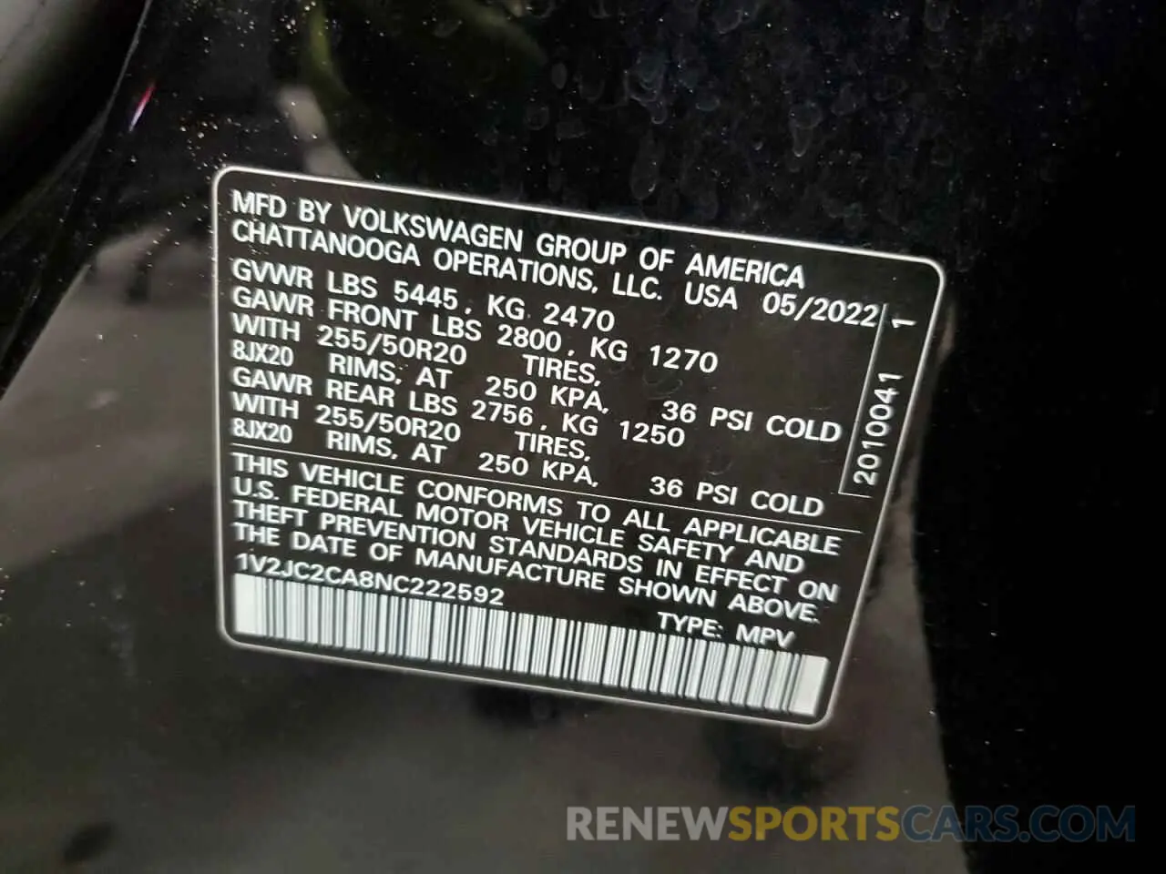 13 Photograph of a damaged car 1V2JC2CA8NC222592 VOLKSWAGEN ATLAS 2022