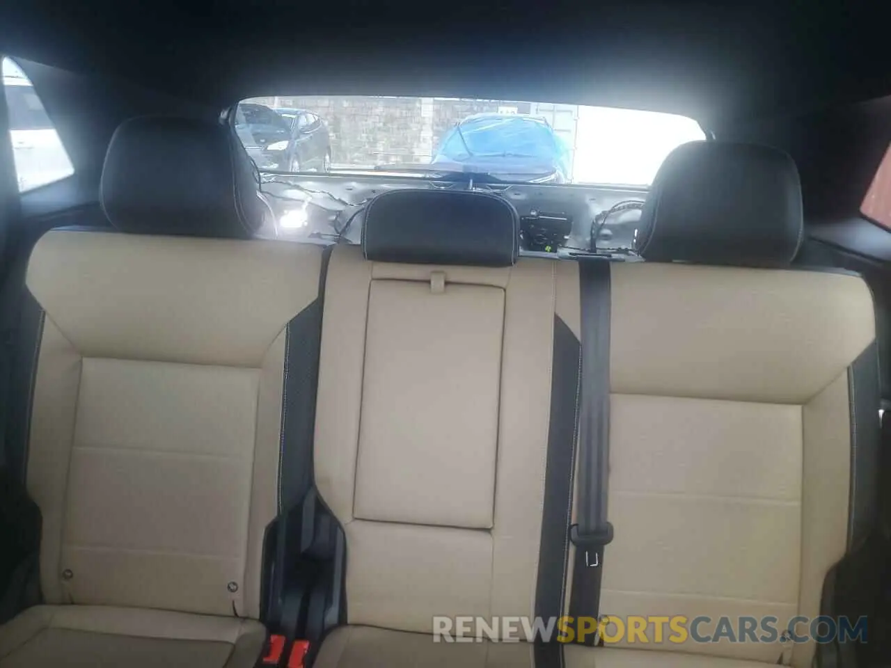 10 Photograph of a damaged car 1V2JE2CA1NC210830 VOLKSWAGEN ATLAS 2022