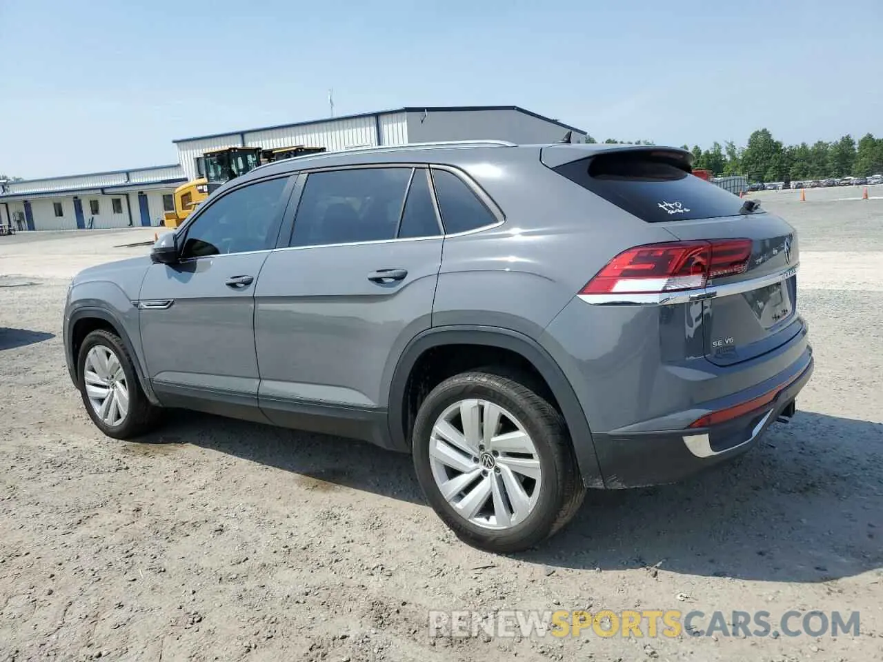 2 Photograph of a damaged car 1V2JE2CA6NC222956 VOLKSWAGEN ATLAS 2022