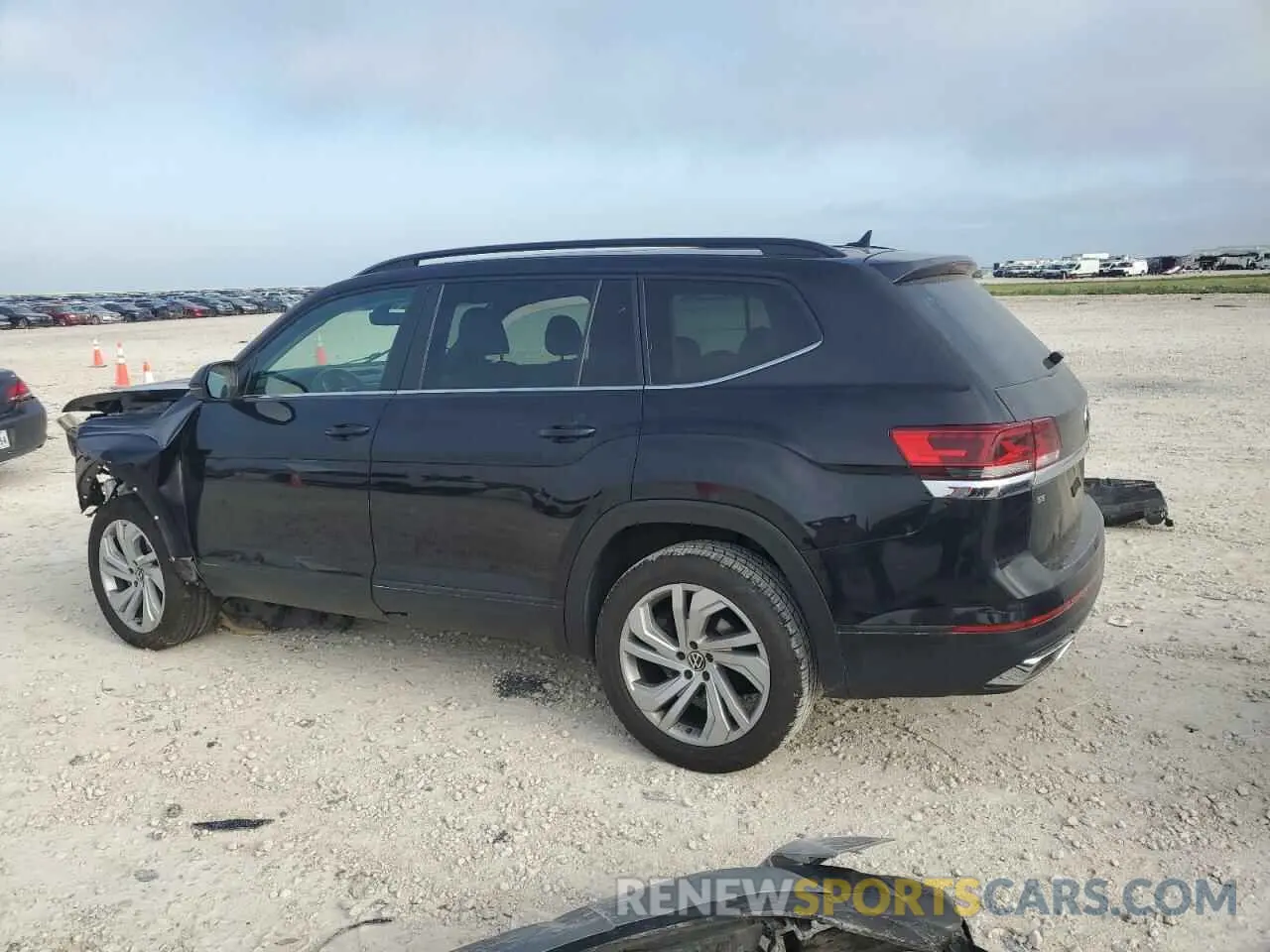 2 Photograph of a damaged car 1V2JP2CA4NC519637 VOLKSWAGEN ATLAS 2022