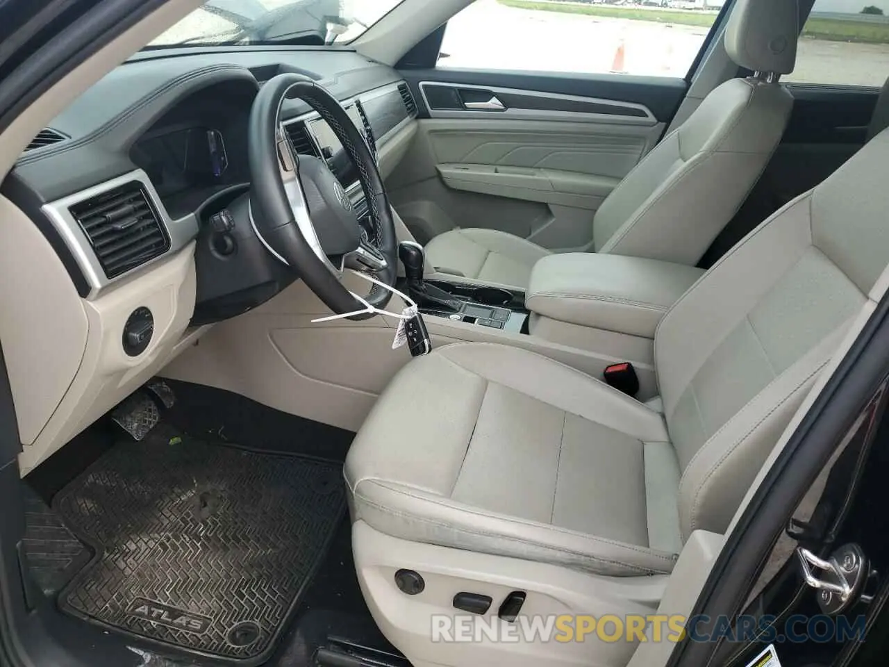 7 Photograph of a damaged car 1V2JP2CA4NC519637 VOLKSWAGEN ATLAS 2022