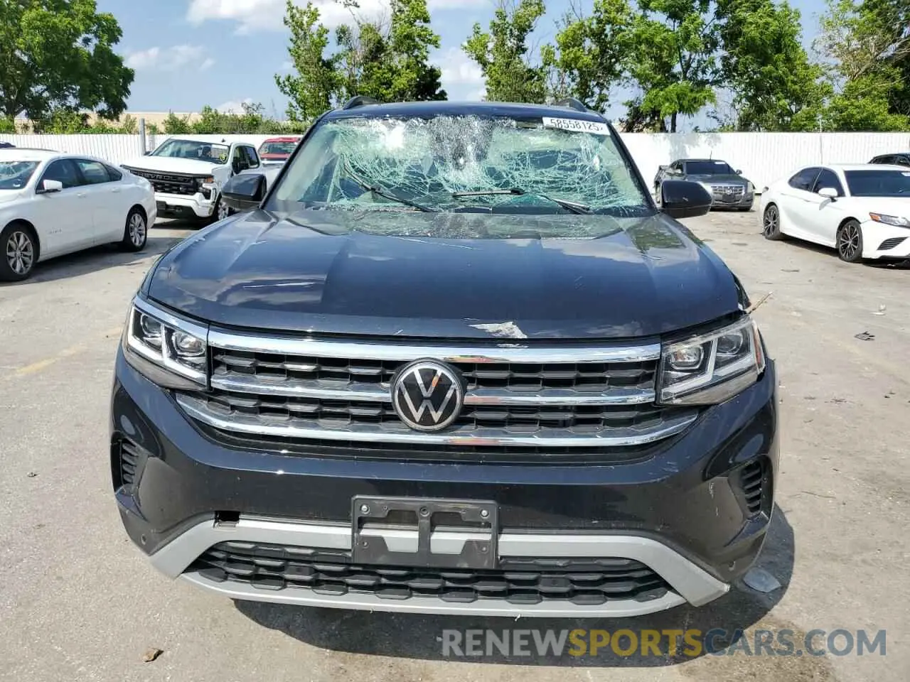 5 Photograph of a damaged car 1V2JP2CA5NC545521 VOLKSWAGEN ATLAS 2022