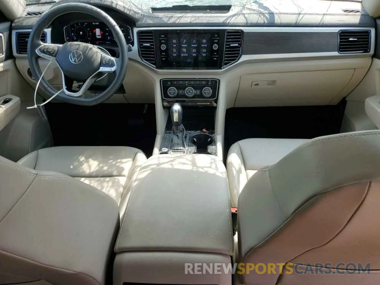 8 Photograph of a damaged car 1V2JP2CA5NC545521 VOLKSWAGEN ATLAS 2022