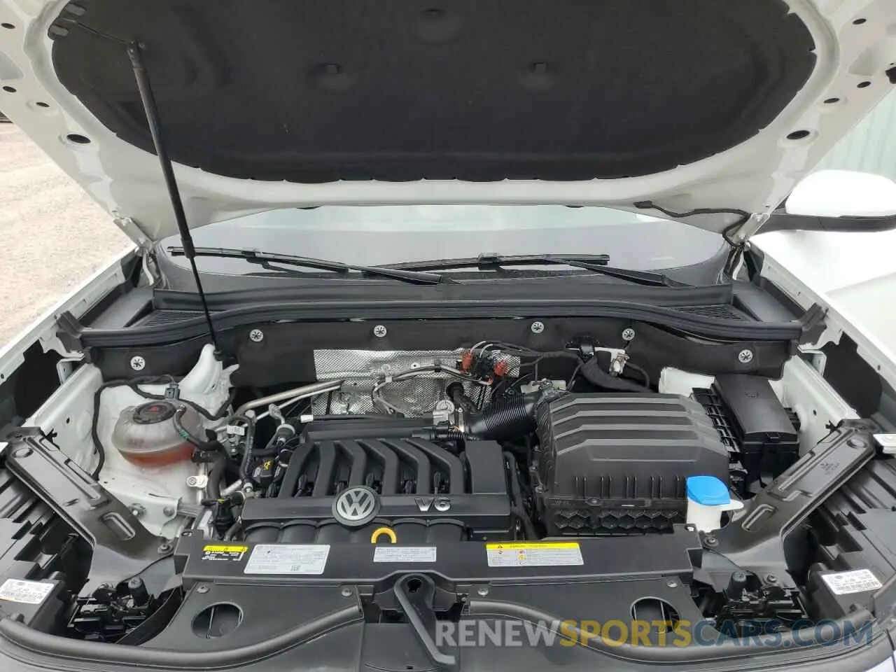 12 Photograph of a damaged car 1V2JR2CA0NC506006 VOLKSWAGEN ATLAS 2022