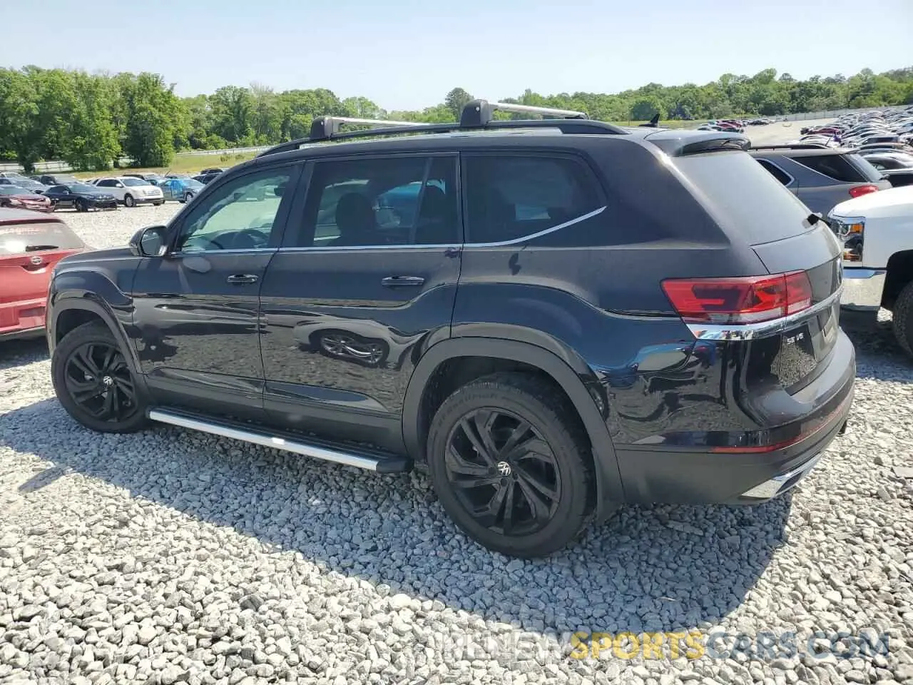 2 Photograph of a damaged car 1V2JR2CA0NC546229 VOLKSWAGEN ATLAS 2022