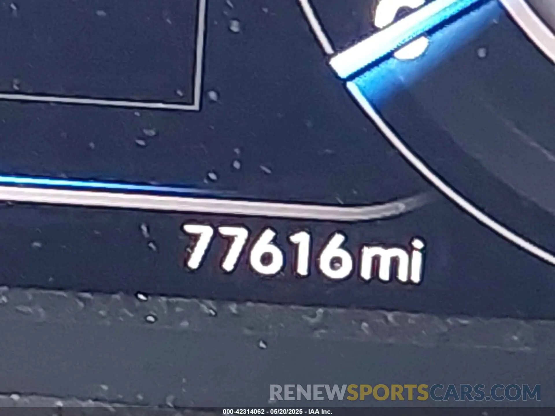 14 Photograph of a damaged car 1V2JR2CA0NC550958 VOLKSWAGEN ATLAS 2022