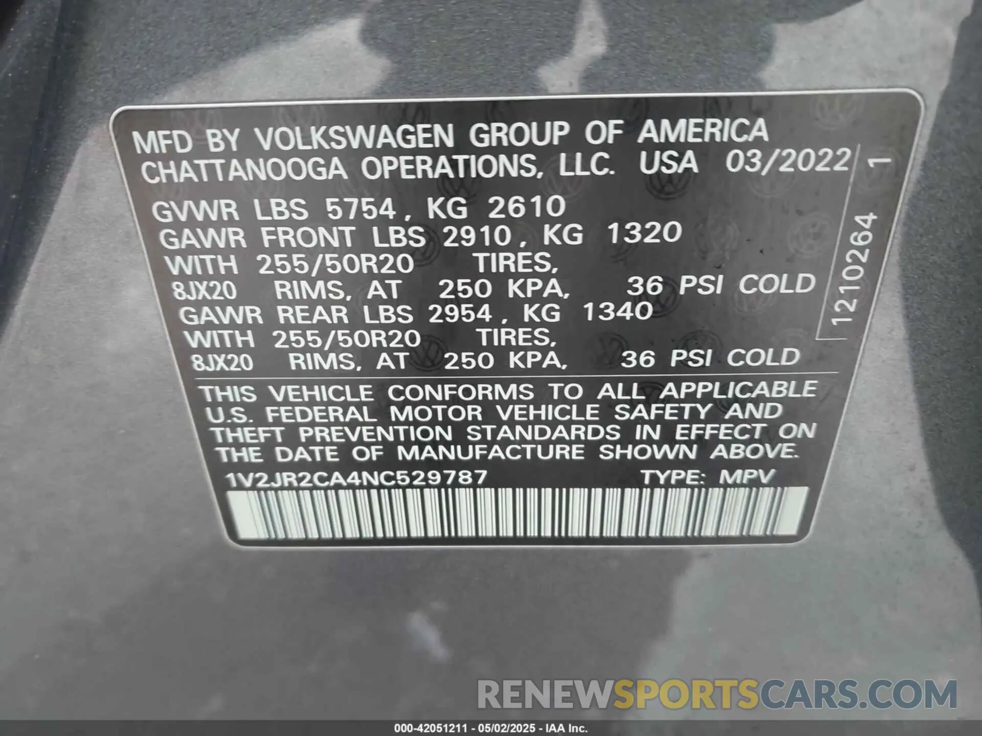 9 Photograph of a damaged car 1V2JR2CA4NC529787 VOLKSWAGEN ATLAS 2022