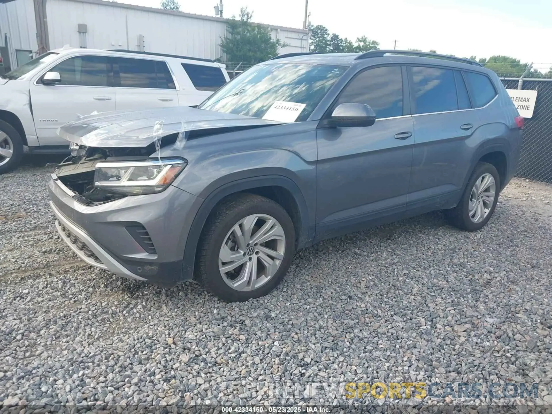2 Photograph of a damaged car 1V2JR2CA6NC518824 VOLKSWAGEN ATLAS 2022