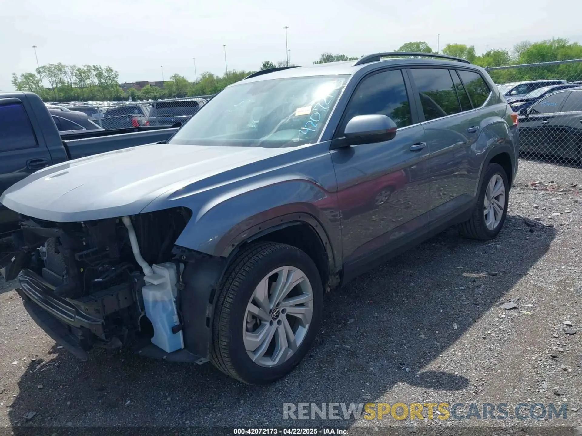 2 Photograph of a damaged car 1V2JR2CA7NC523045 VOLKSWAGEN ATLAS 2022