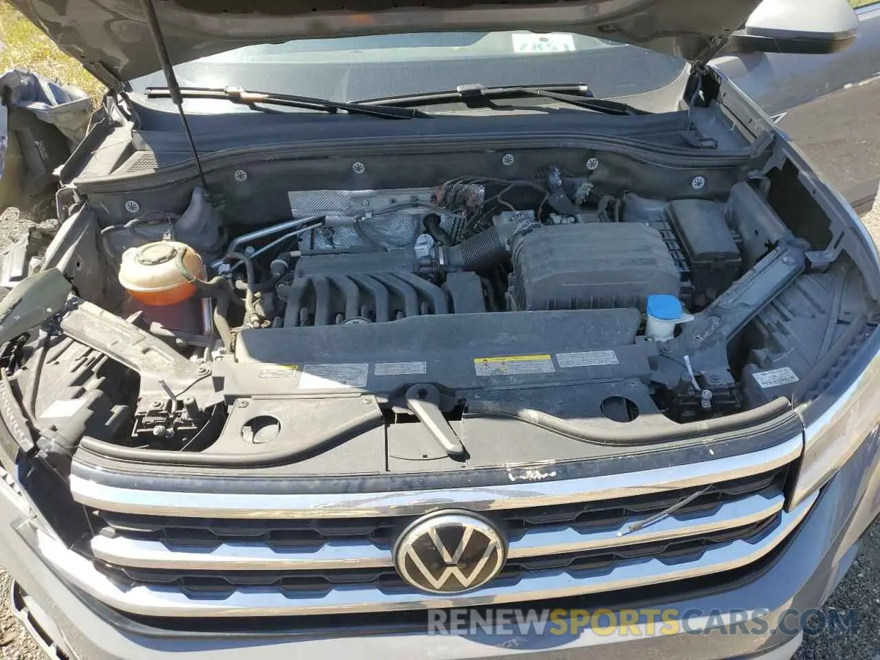 12 Photograph of a damaged car 1V2KE2CA2NC227334 VOLKSWAGEN ATLAS 2022