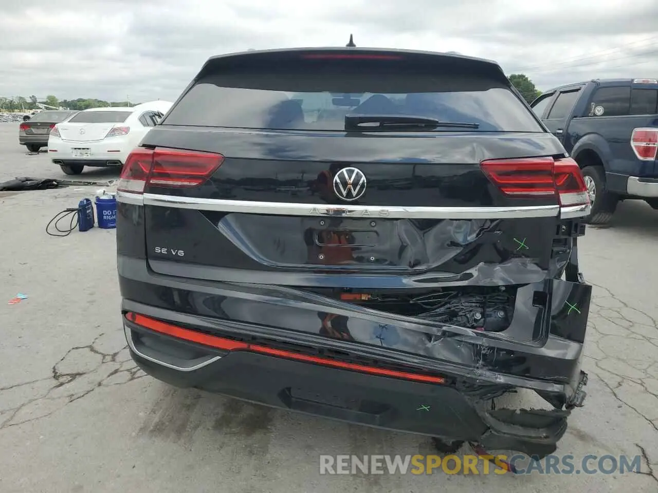 6 Photograph of a damaged car 1V2KE2CA5NC220295 VOLKSWAGEN ATLAS 2022