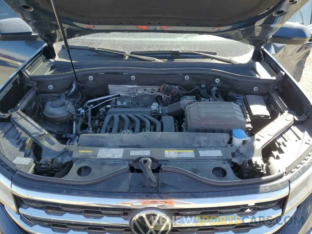 13 Photograph of a damaged car 1V2KE2CA7NC226549 VOLKSWAGEN ATLAS 2022