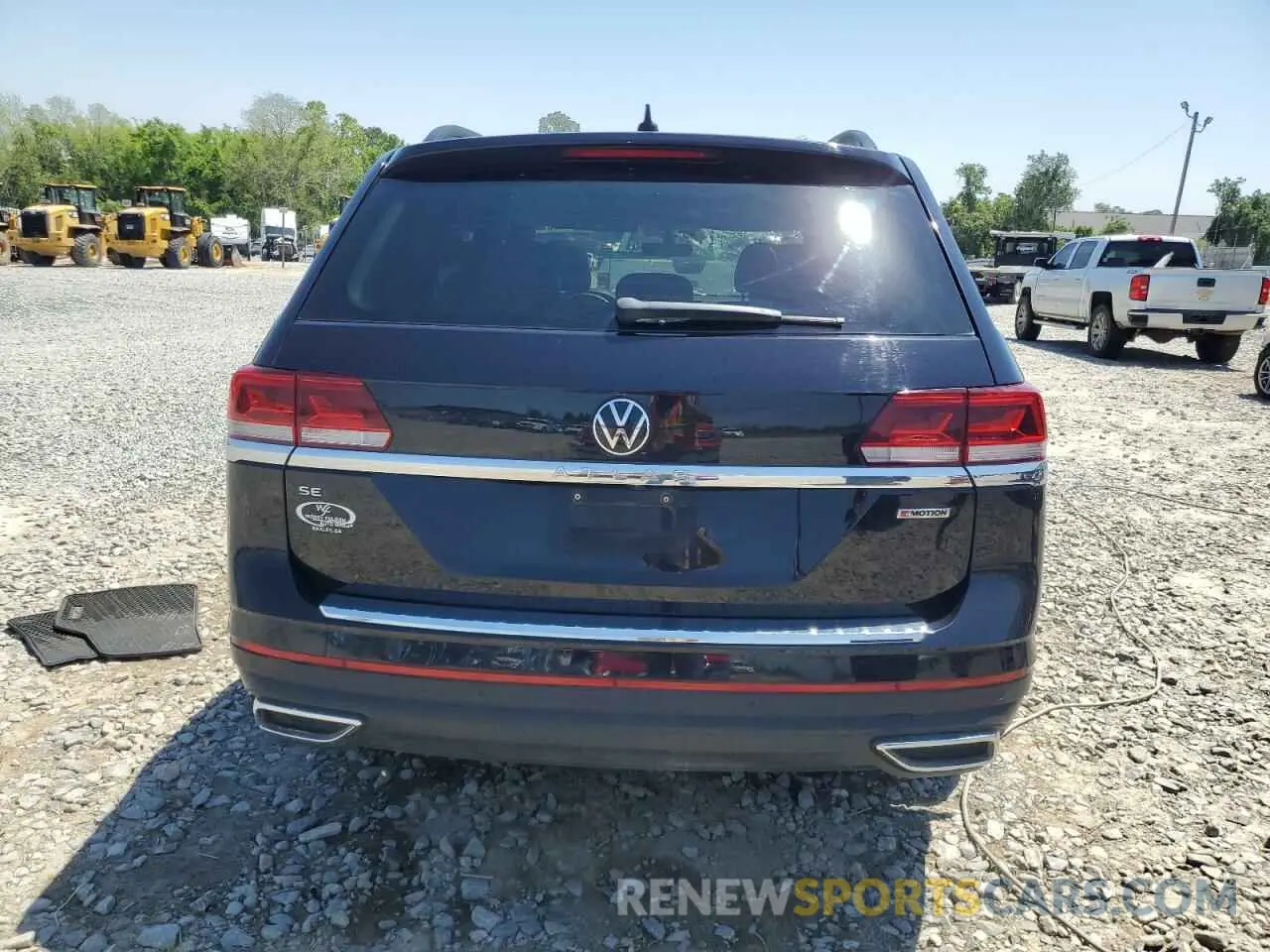 6 Photograph of a damaged car 1V2KP2CA1NC508230 VOLKSWAGEN ATLAS 2022
