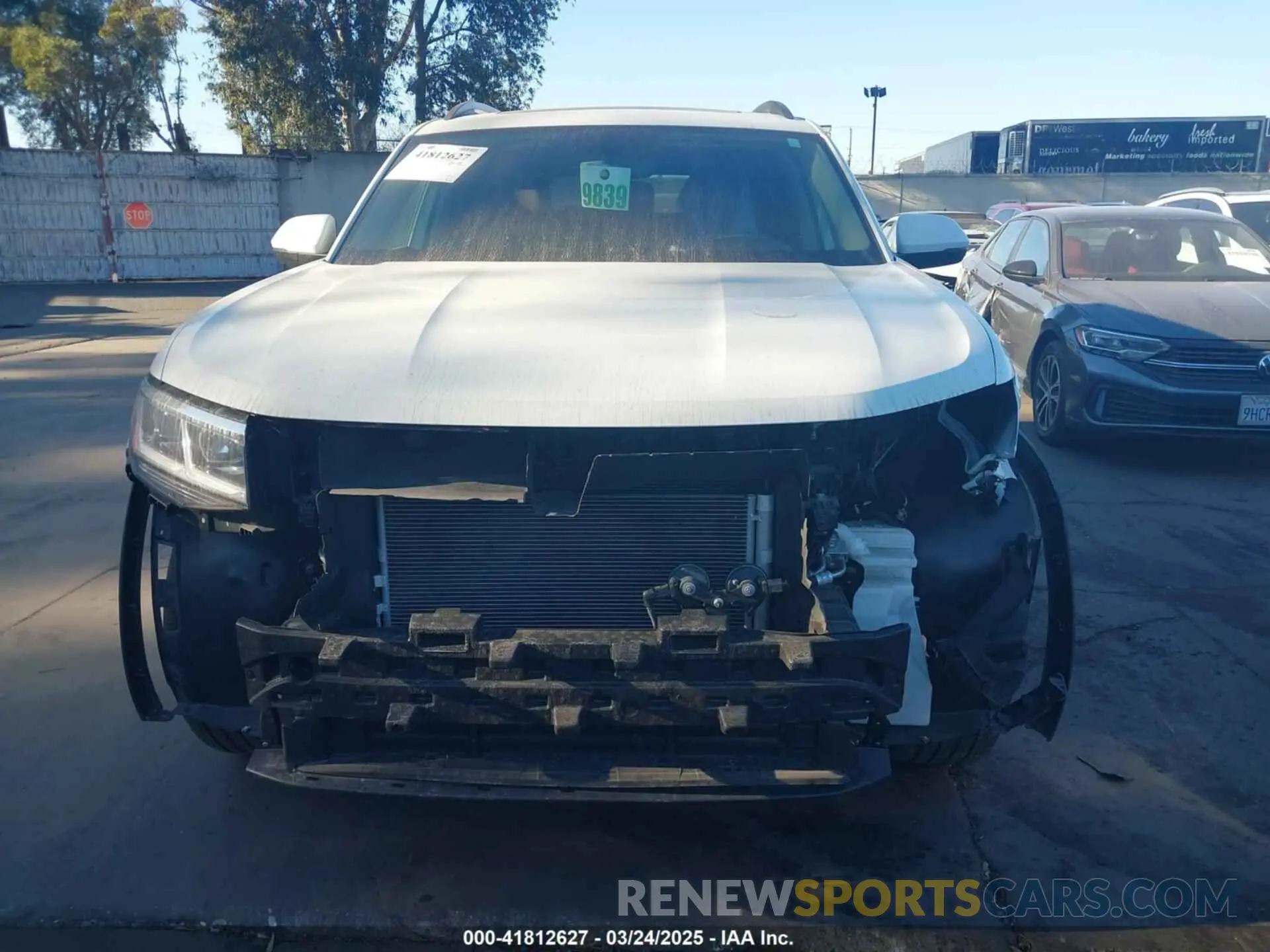 12 Photograph of a damaged car 1V2KP2CA6NC517277 VOLKSWAGEN ATLAS 2022